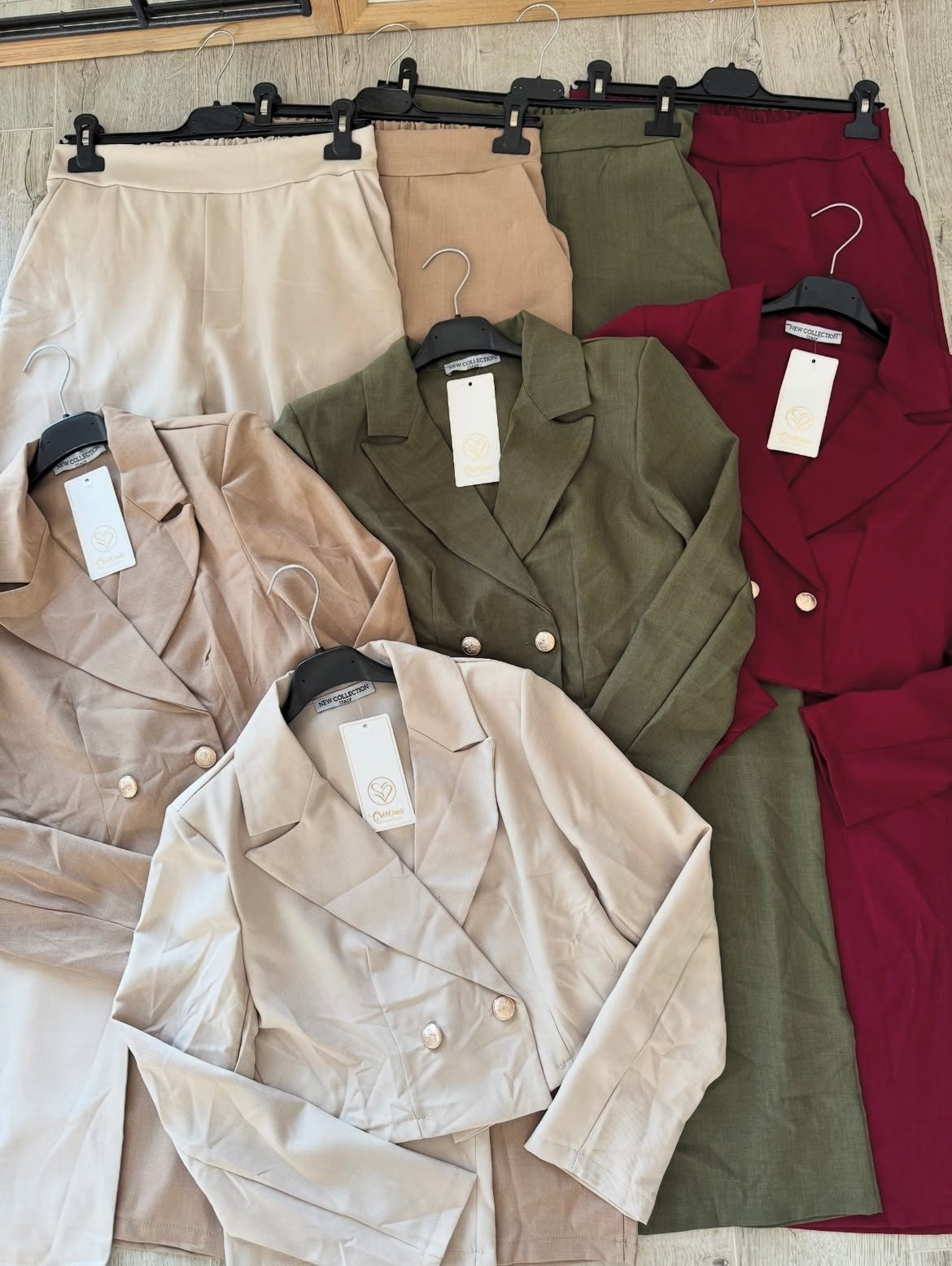 Compleu Coria - Magazin de haine online