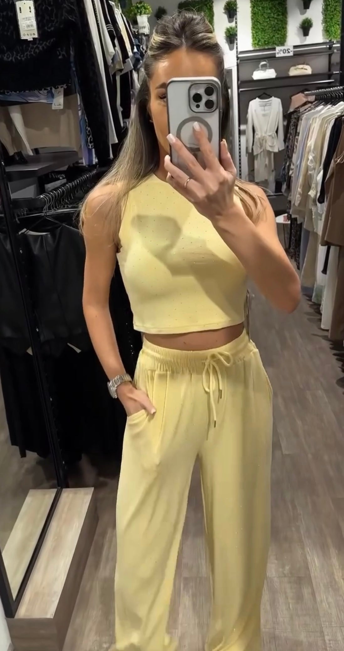 Compleu Bella - Magazin de haine online